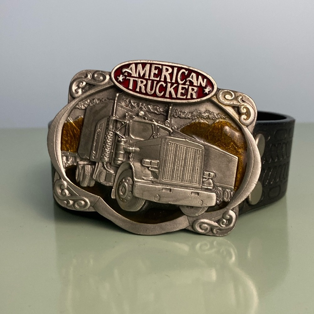 Bergamot Brass Works / Vintage American Trucker Belt Buckle & Black Leather Belt